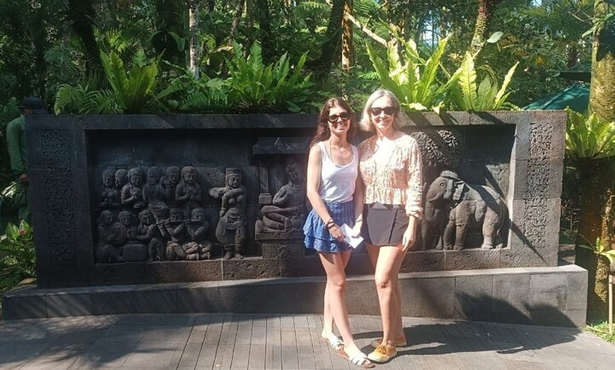 Image 10: Private Tour zur Gedenkstätte Dachau ab München