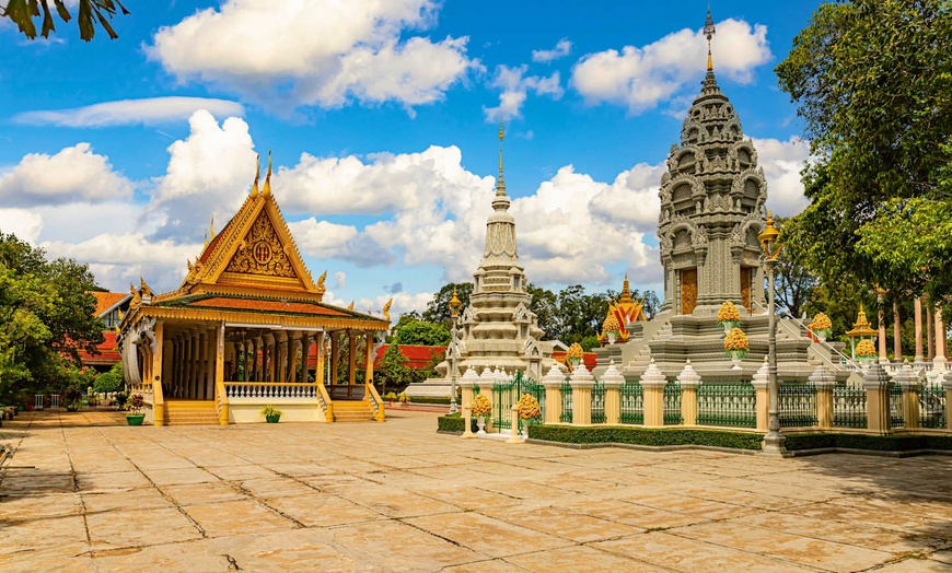 Image 11: ✈ CAMBOGIA | Da Siem Reap a Phnom Penh - La Cambogia: tra eredità e...