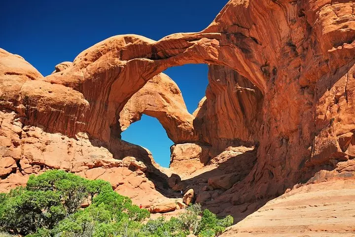 Arches National Park by Van Tour