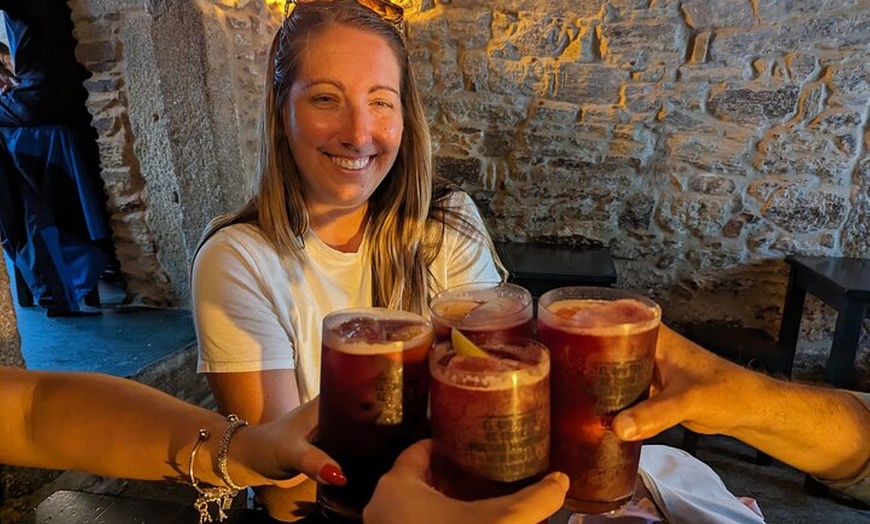 Image 9: Tour privado de un día con todo incluido por Galicia