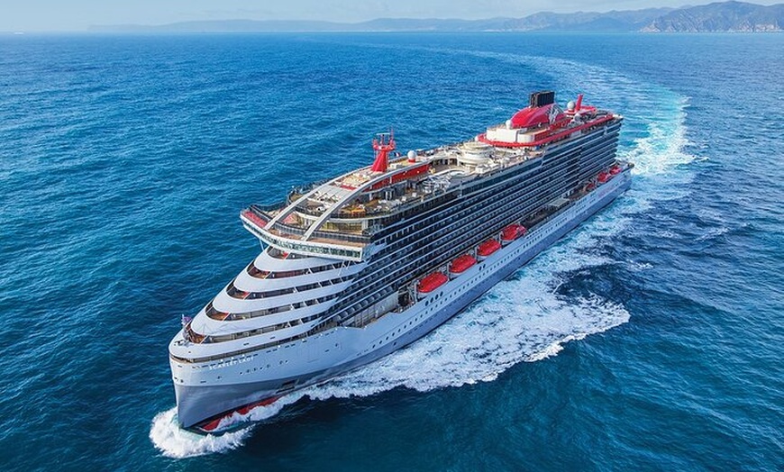 Image 2: Portsmouth Cruise Terminals to London Private Transfer