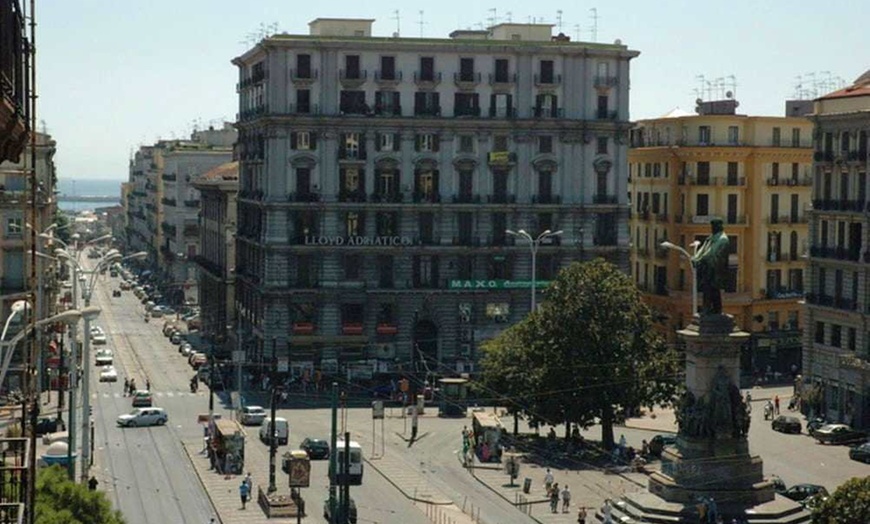 Image 9: ✈ ITALIE | Naples - Nuovo Rebecchino 3* - City break