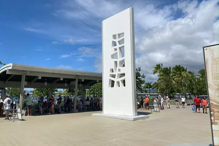 Tribute to Pearl Harbor Arizona Memorial Tour