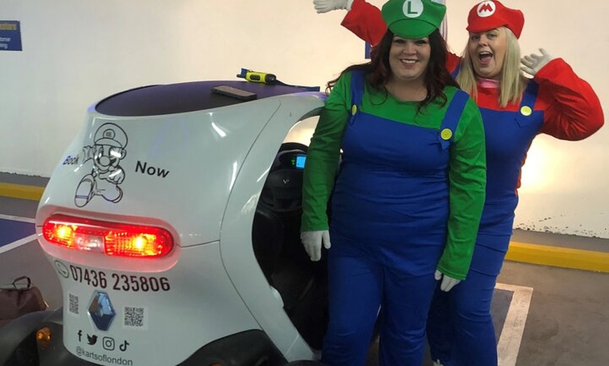 Image 10: The Ultimate Driving Tour, Karting around the Sights of London