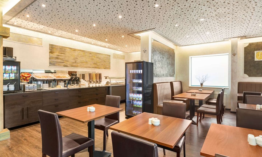 Image 13: ✈ TSJECHIË | Praag - Amedia Express Prague Trademark Collection by ...