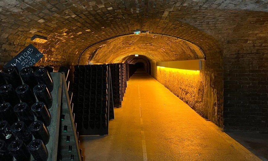 Image 9: Moët et Chandon Veuve Clicquot Taittinger Champagne Paris Tour