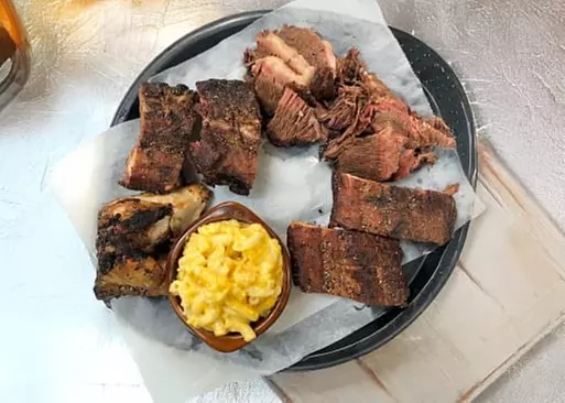 5% Cash Back at Extra Billy's Smokehouse & Br...