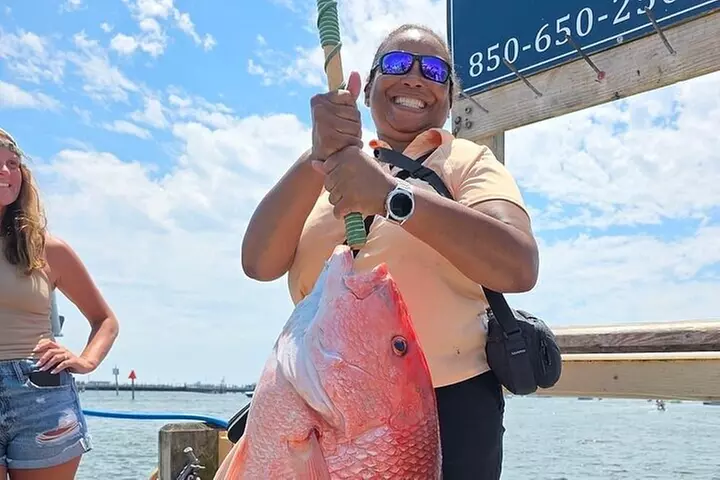 6 Hour Family Friendly Party Boat Fishing in Destin