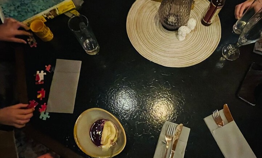 Image 9: Speisereise Vier Gänge Dinner mit Quiz für alle Sinne in Weimar