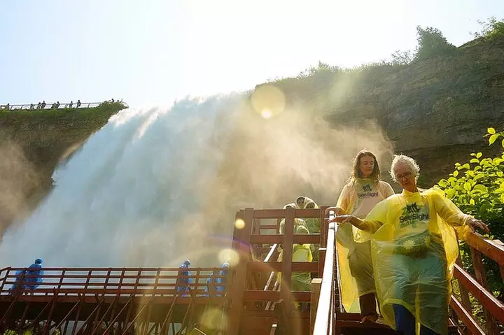 Best of Niagara Falls USA Tour with Cave & Maid of the Mist Boat