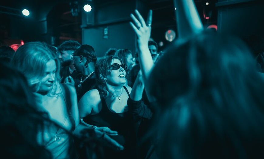 Image 12: Proyecto Barcelona X : Karaoke, Paradas de playa + VIP para afters