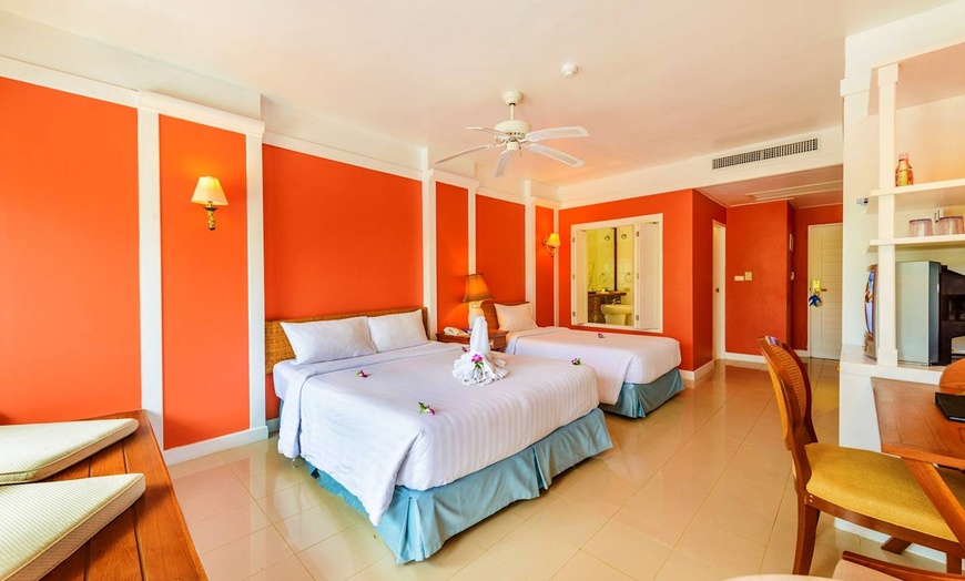 Image 15: ✈ SOUTHERN THAILAND | Phuket - Andaman Seaview Hotel 4*, 5 nights -...