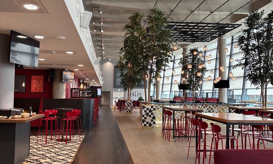 Image 7: Arsenal in Action: The Emirates Experience