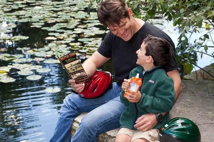 Bike Tour of Chicago's Lakefront Neighborhoods