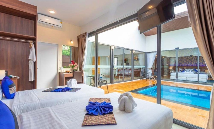 Image 147: ✈ POŁUDNIOWA TAJLANDIA | Phuket - The Thames Pool Access Resort 4* ...