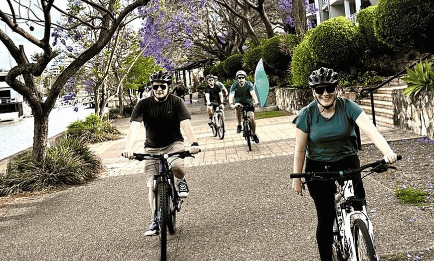 Image 5: 2 Hour Brisbane Bike Tour with Local Insights