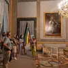 Image 3: Visita guiada al Palacio Real de Madrid para grupos pequeños con ca...