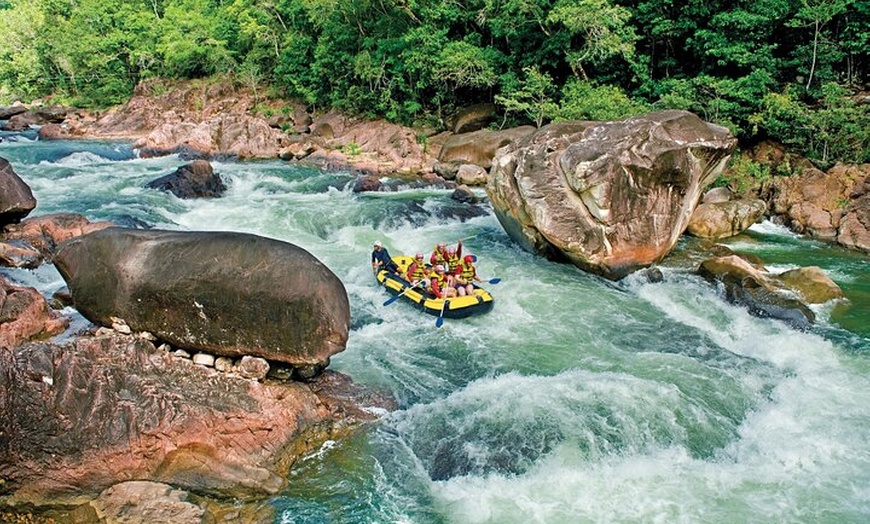 Image 8: Tully River Full-Day White Water Rafting