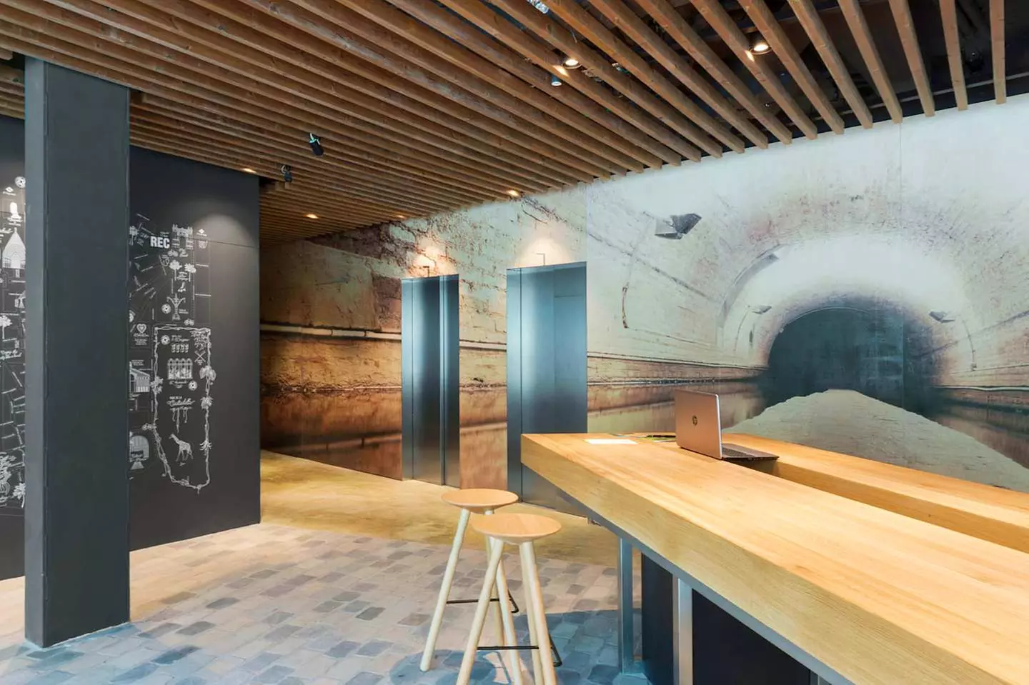 ✈ SPANIEN | Barcelona - Hotel Rec Barcelona- Adults Only 3*, 2 Näch...