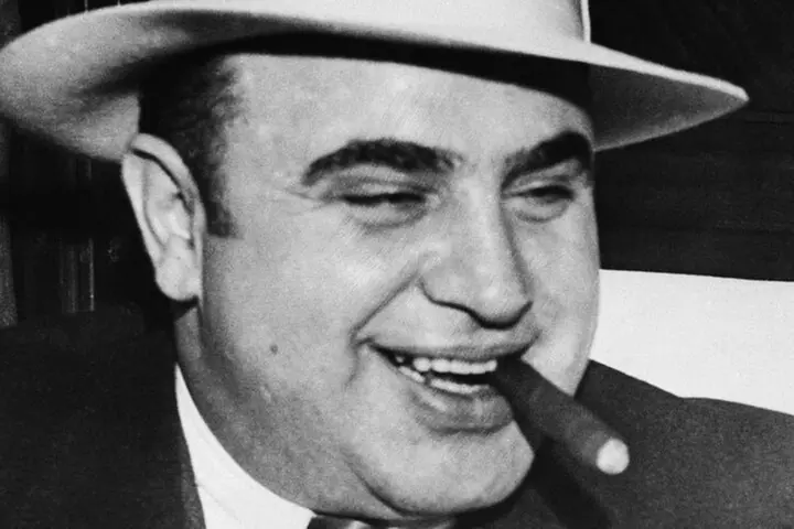 Chicago's Dark Side: Ghosts, Gangsters, and True Crime Tour