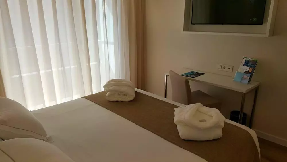 ✈ HISZPANIA | Madryt - Senator Barajas Hotel 4*, 2 nocy - City break