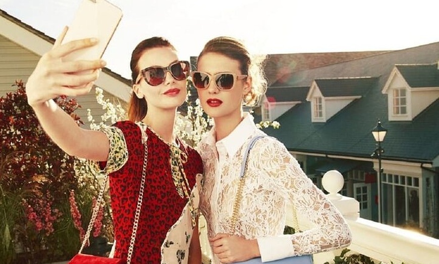 Image 5: Bicester Village Shopping Day with Chauffeur Service