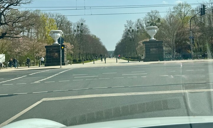 Image 8: Dresden Highlights und Deutschlandring Porsche 911 Erlebnisfahrt