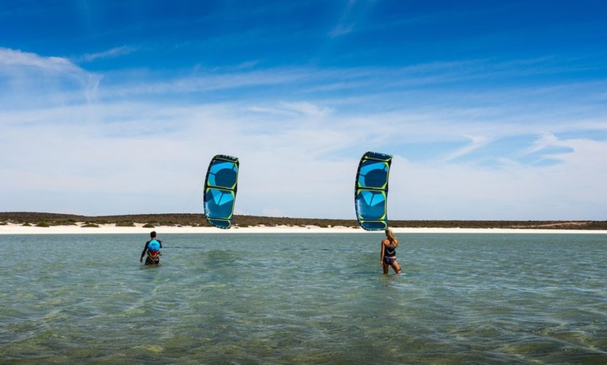 Image 10: Kitesurfing Lesson