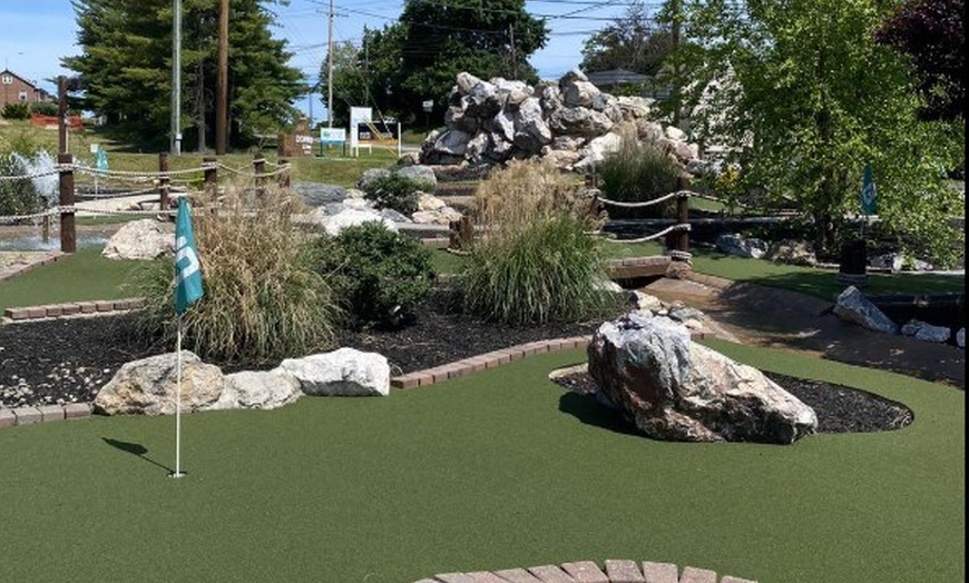 Image 3: $16 For A Round Of Mini Golf For 4 People (Reg. $32)
