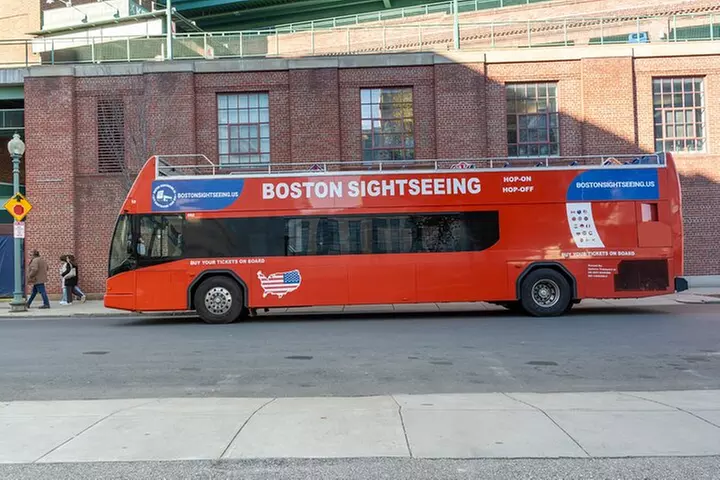 Hop on Hop off Boston and Charlestown Tour