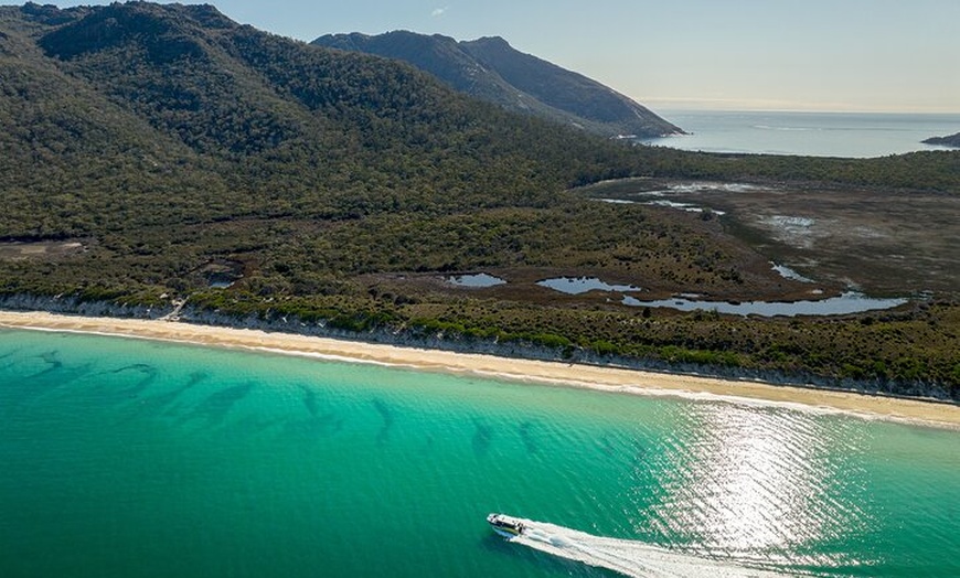 Image 8: Wineglass Bay Shared Cruise and Walking Tour