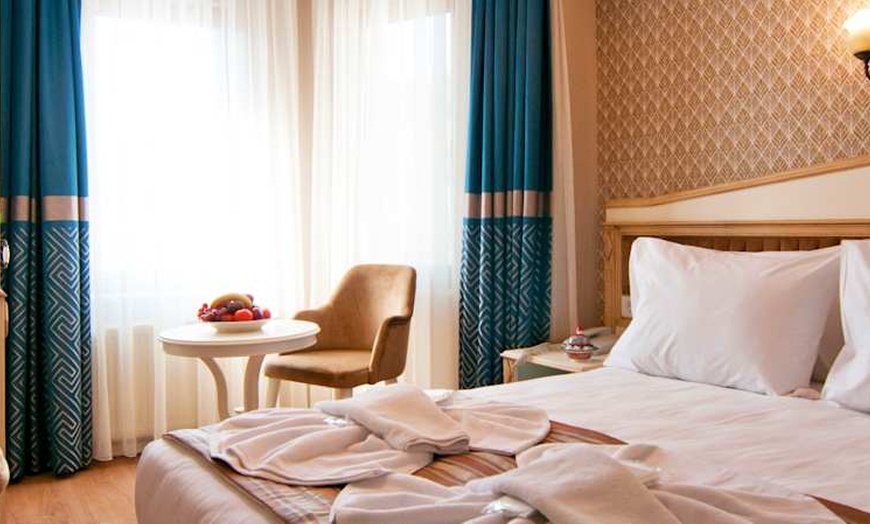 Image 1: ✈ TURCHIA | Istanbul - Mevlana Hotels 4* - Centro città