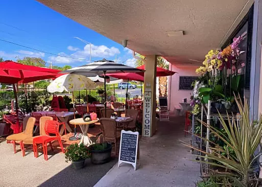 5% Cash Back at The Rooster