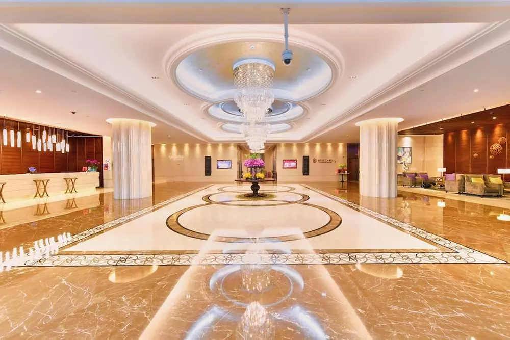 ✈ CHINA | Shanghai - Evergreen Laurel Hotel Shanghai 4*, 3 Nächte -...