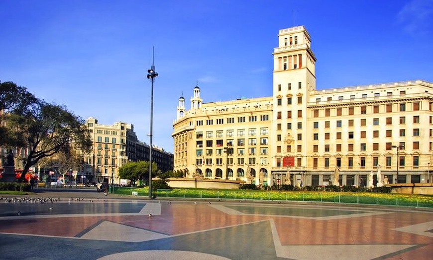 Image 5: Visita Privada Barrio Gótico y Centro Histórico de Barcelona