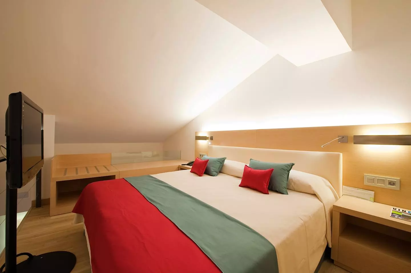 ✈ COSTA DEL SOL | Malaga - Vincci Seleccion Posada del patio 5*, 3 ...