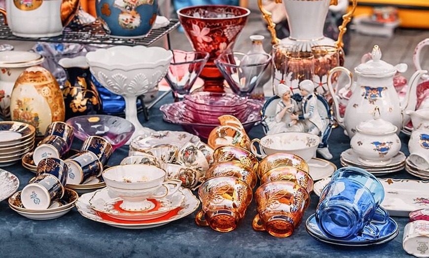 Image 3: Visite du Marché aux Puces de Paris : Antiquités, Vintage & Mode