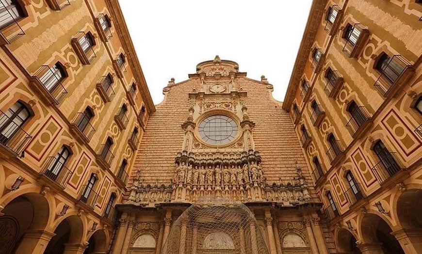 Image 8: Aliento de Montserrat. Conoce todos los secretos