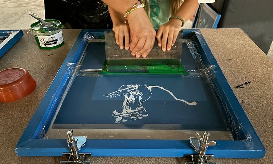 Image 2: Entrada + Taller serigrafía en Madrid