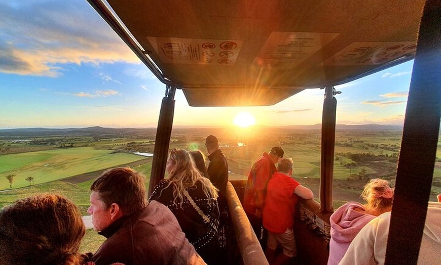 Image 3: Cairns Classic Hot Air Balloon Ochre