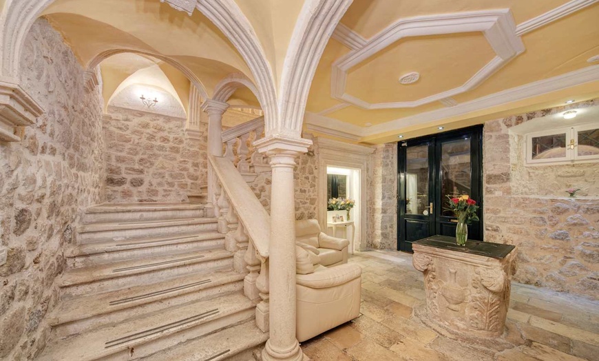 Image 2: ✈ CROATIE | Dubrovnik - Palmotta Palace 4*, 4 nuit