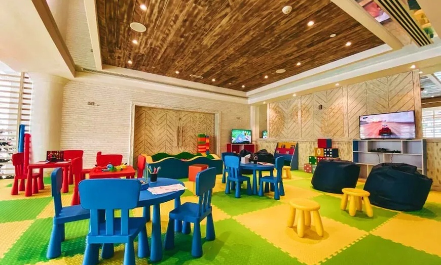 Image 11: ✈ UNITED ARAB EMIRATES | Dubai - Millennium Lakeview Hotel 4*, 2 ni...