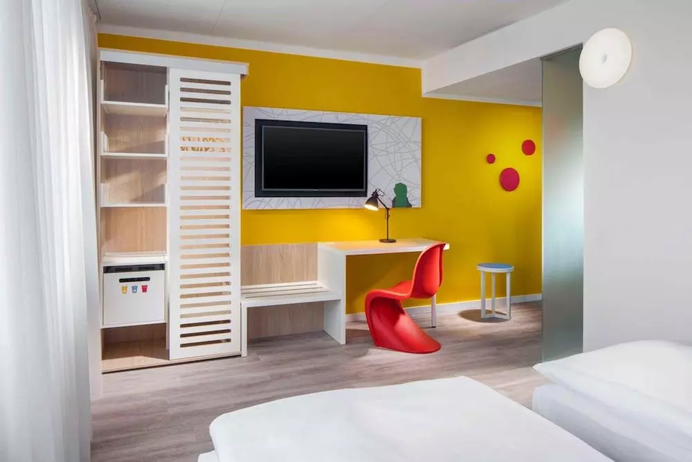 ✈ REPUBLIKA CZESKA | Praga - Comfort Hotel Prague City East 3*, 2 n...