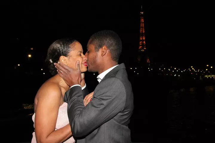 Dîner croisière sur la Seine avec Rooftop et chanteur live