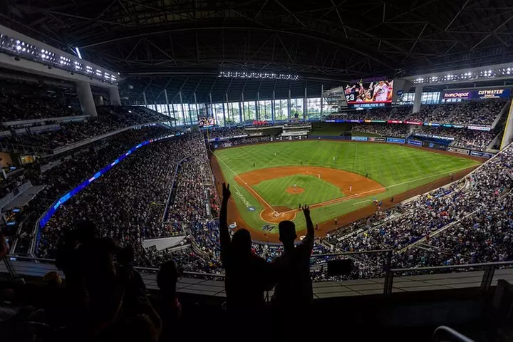 Miami Marlins Baseball Game Ticket at LoanDepot Park - Primary Image