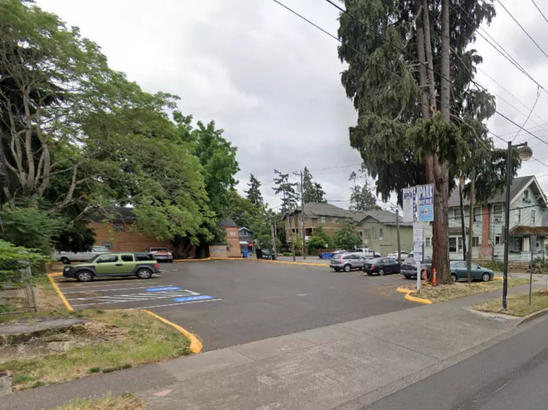 Parking at [E707] Office Lot