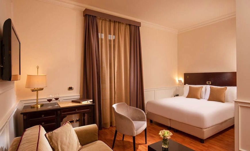 Image 2: ✈ ITALIE | Rome - Hotel del Corso 3*, 2 nuit