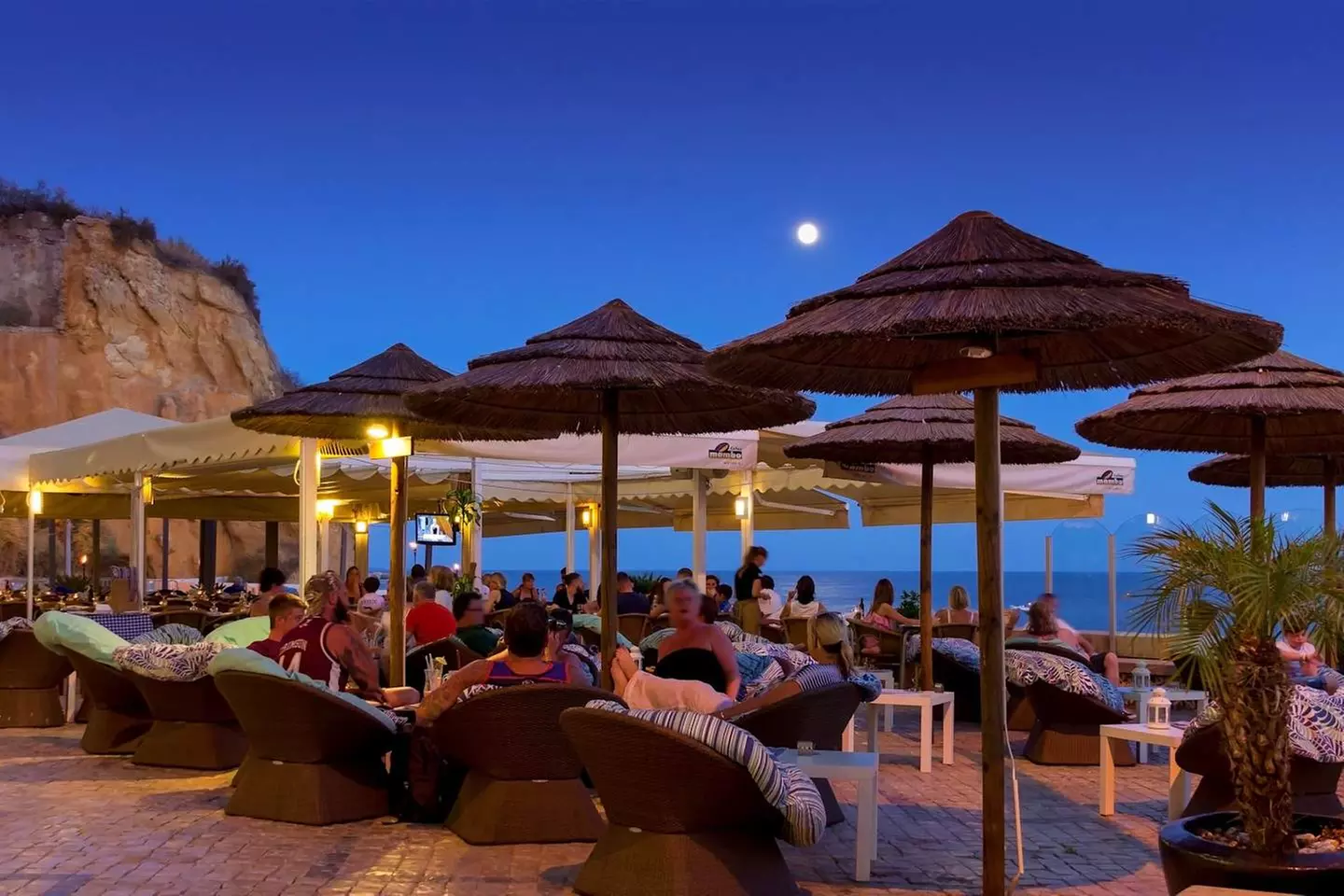 ✈ ALGARVE | Albufeira - Sol e Mar Adults Only 4*, 2 nachten - Aan zee