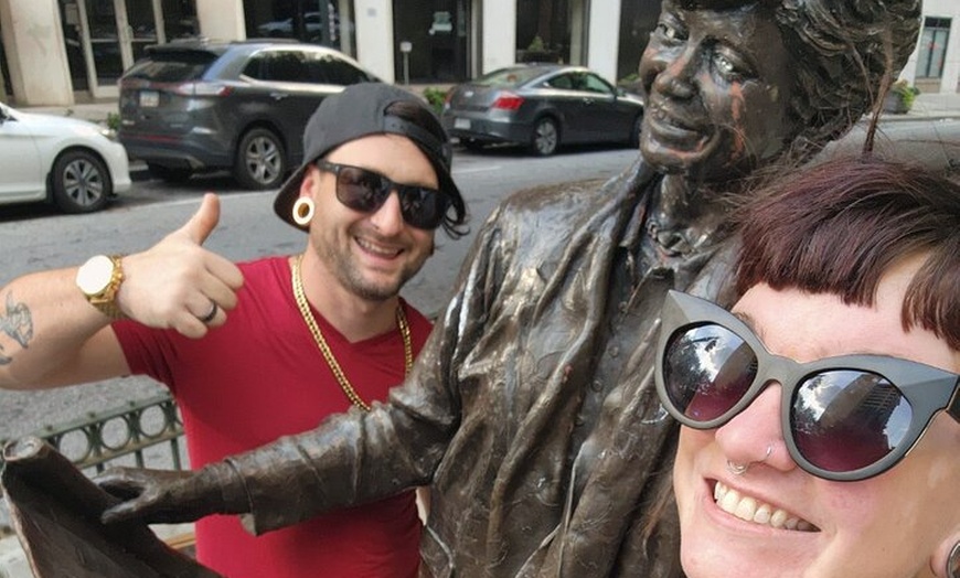 Image 3: Atlanta Scavenger Hunt Interactive Walking Activity