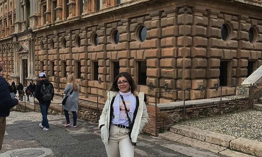 Image 10: Excursión combinada exclusiva de Granada: visita guiada Alhambra + ...